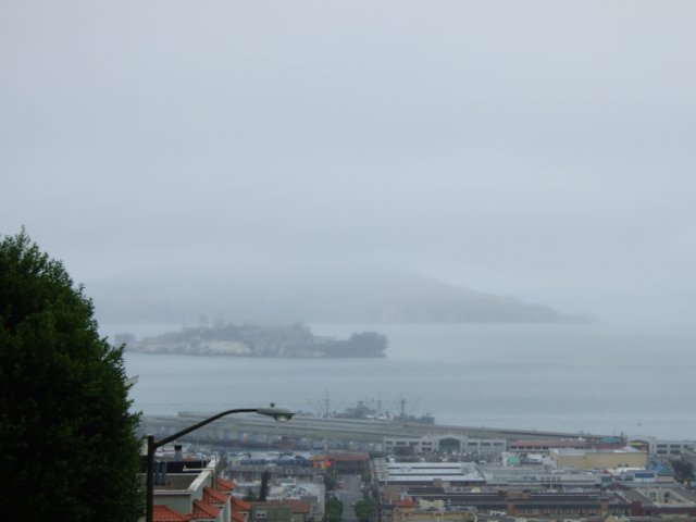 foggedoutalcatraz.jpg